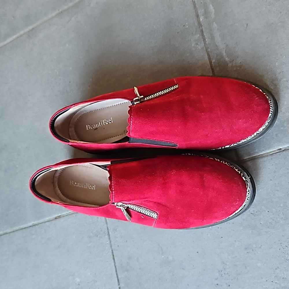 BeautiFeel Red Suede Slip-On Loafers